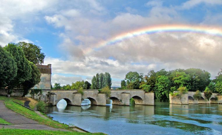 vieux pont de Limay